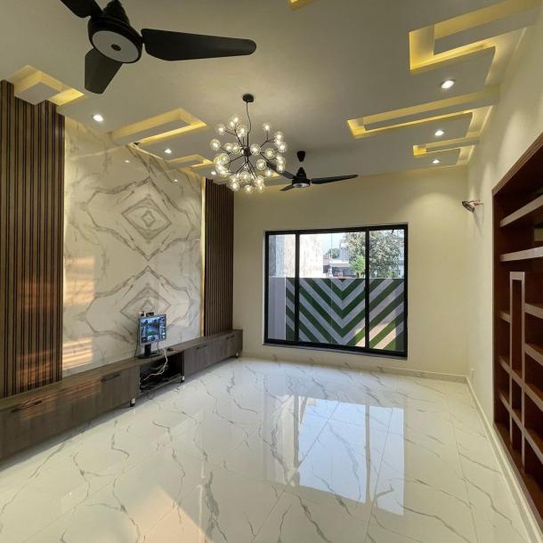 12 Marla Ultra Modern Design House For Sale in DHA Phase 5 Lahore-5