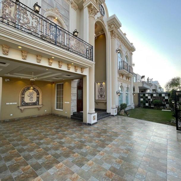 1 Kanal Spanish Design House For Sale in DHA Phase 6, Lahore-3