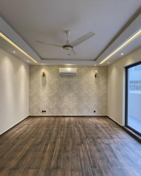 1 kanal Modern Style House For sale in DHA Phase 6, Lahore Pakistan-5