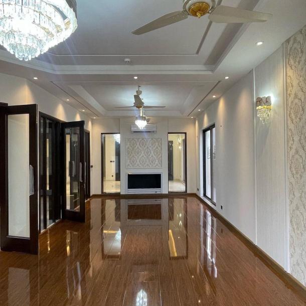 1 kanal Modern Style House For sale in DHA Phase 6, Lahore Pakistan-3