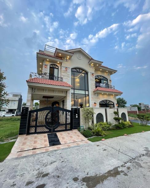 5.25 Marla House For sale in DHA Phase 9 Town, Lahore Pakistan-3