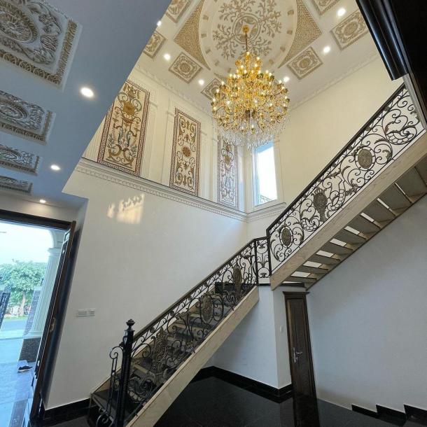 1 kanal Spanish Style House For sale in DHA Phase 7, Lahore Pakistan-3