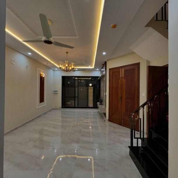 5 Marla Brand New House For Sale in DHA Phase 9, Lahore-4