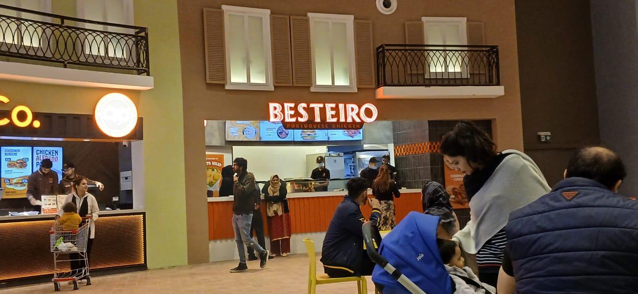 Besterio is a Portugal-based brand, and it offers many delicious food items, including chicken-cooked products, etc. It is now open in Dolmen Mall DHA, Lahore.